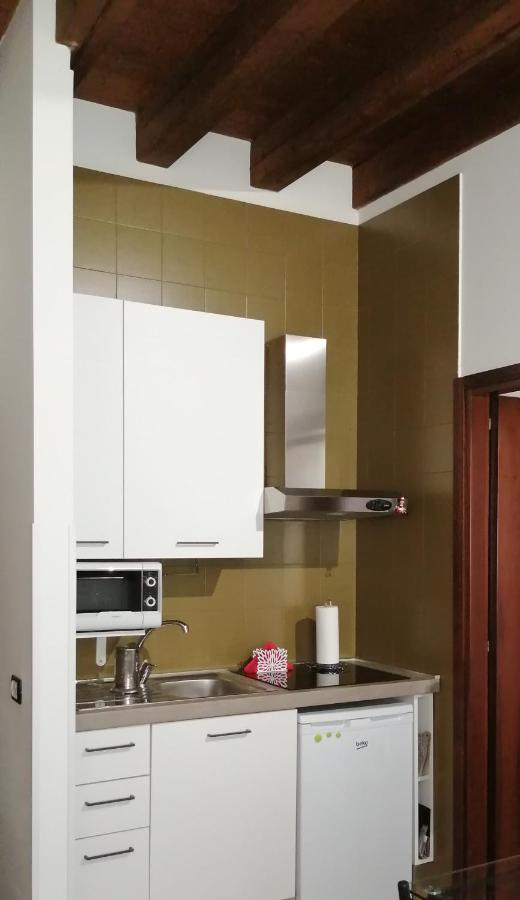 Castle View Lodge Intero Appartamento Verona Centro Storico Ngoại thất bức ảnh