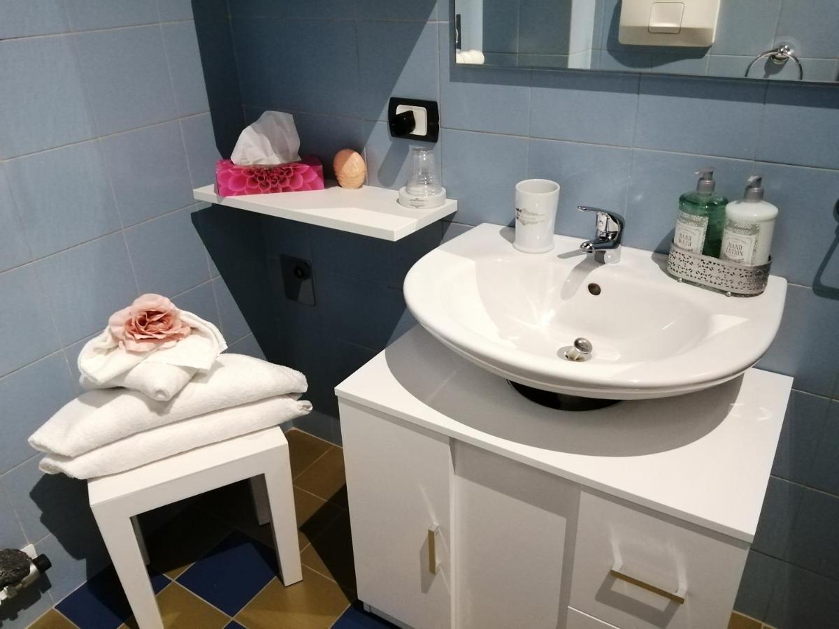 Castle View Lodge Intero Appartamento Verona Centro Storico Ngoại thất bức ảnh